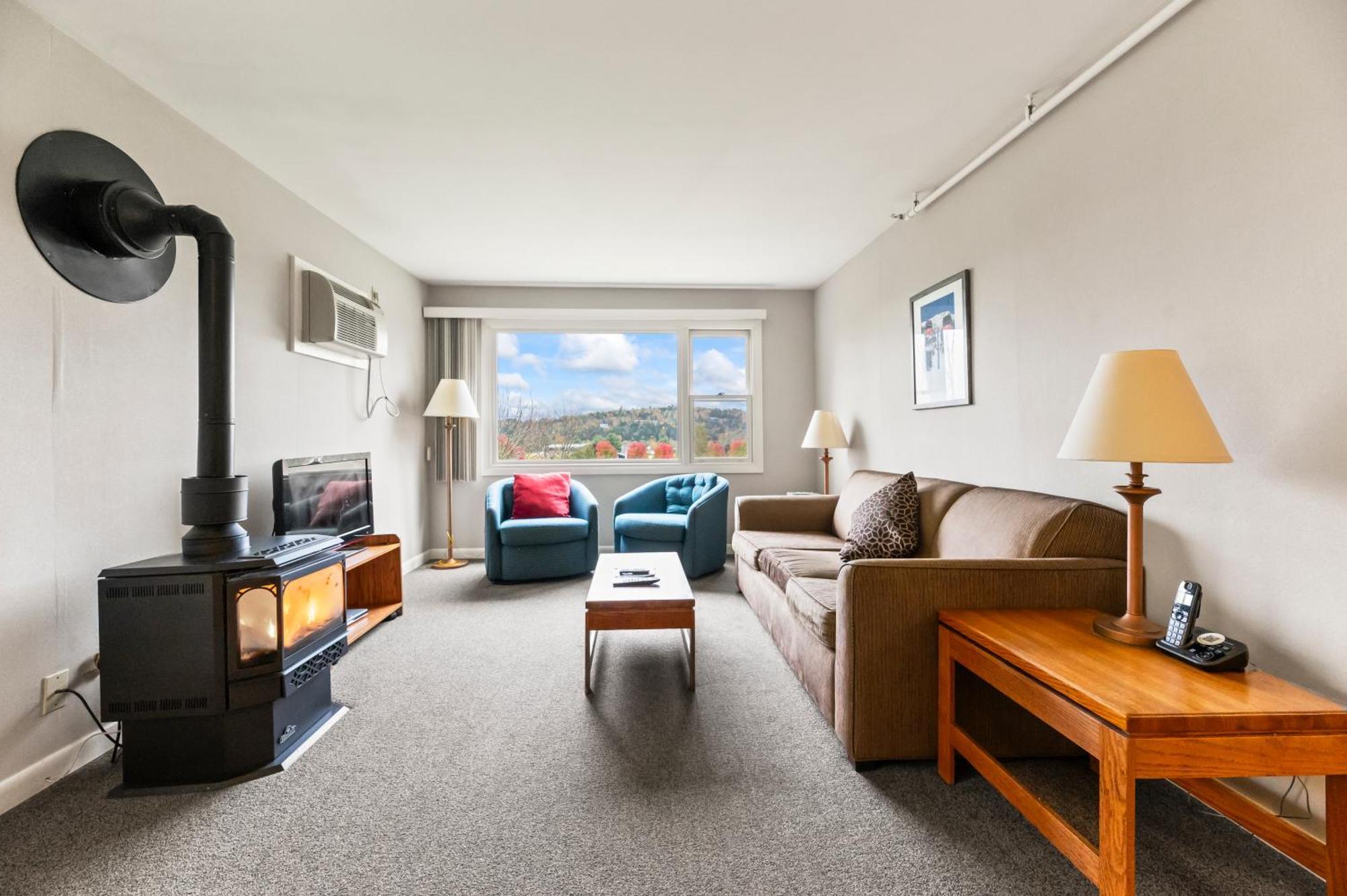 Mountainside At Stowe Apartment Room photo